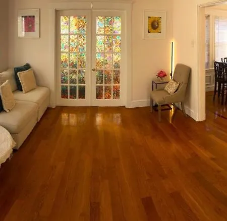 Near Train Station Gorgeous 3-Bedroom Apartment With Patios Boston Extérieur photo